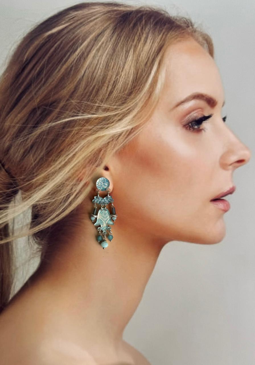 #41102 - the MONICA collection